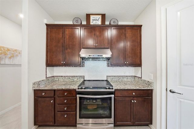 18930 WILLOWMORE CEDAR DRIVE, Lutz, FL 33558