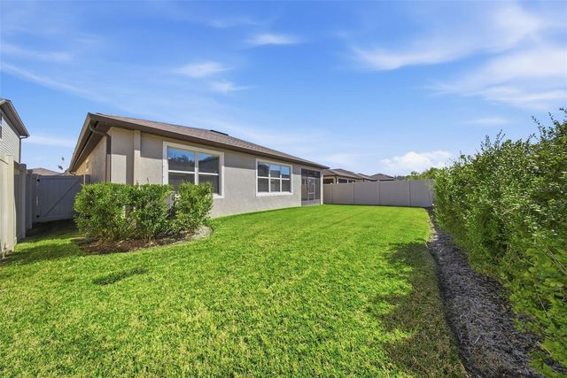 18930 WILLOWMORE CEDAR DRIVE, Lutz, FL 33558