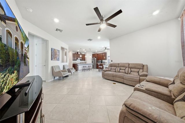 18930 WILLOWMORE CEDAR DRIVE, Lutz, FL 33558