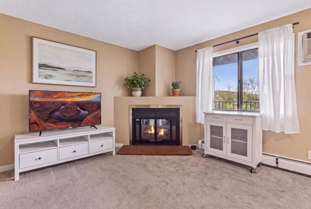 7401 W 101st Street 320, Bloomington, MN 55438