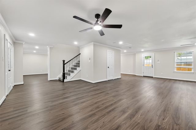 1518 Sweet Grass Trail, Houston, TX 77090