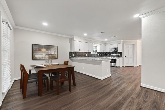 1518 Sweet Grass Trail, Houston, TX 77090