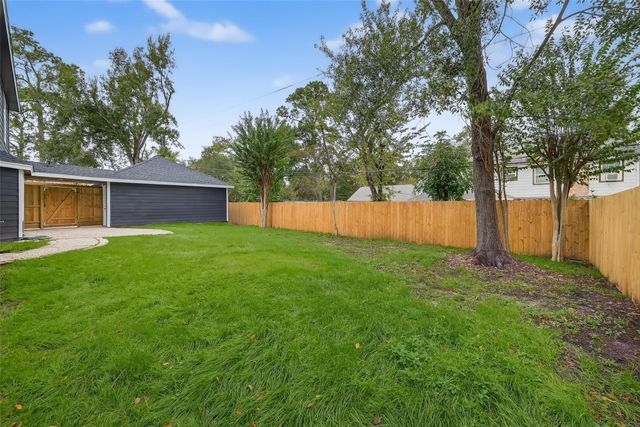 1518 Sweet Grass Trail, Houston, TX 77090