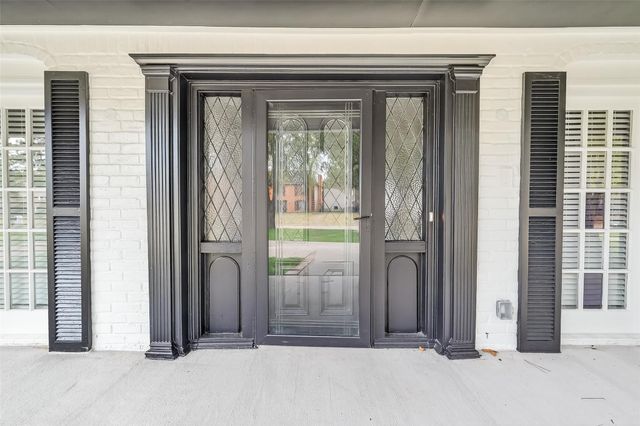 1518 Sweet Grass Trail, Houston, TX 77090