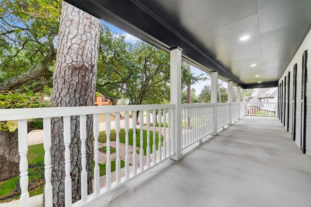 1518 Sweet Grass Trail, Houston, TX 77090