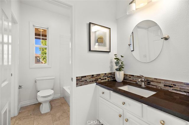 18 Bel Spring, Irvine, CA 92602