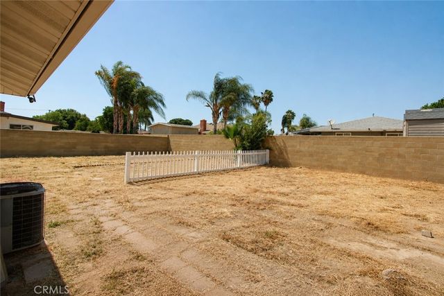 628 Monterey, Hemet, CA 92543