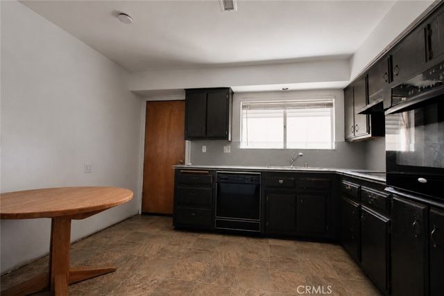 628 Monterey, Hemet, CA 92543