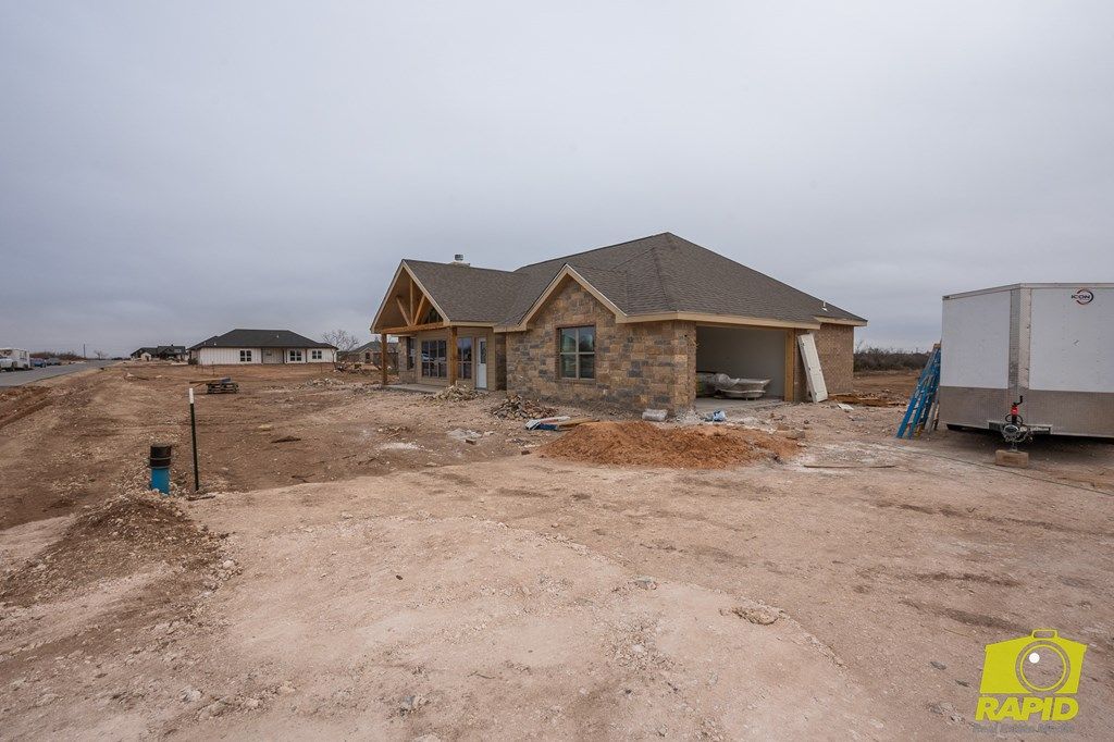 Image 2 of property listing at 4065 Wildebeest Way, San Angelo, TX 76901