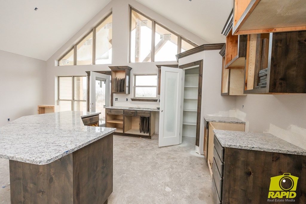 Image 6 of property listing at 4065 Wildebeest Way, San Angelo, TX 76901