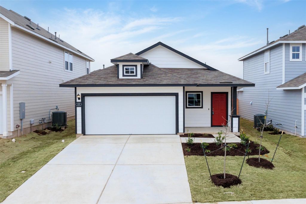 171 Haywood MNR, Maxwell, TX 78656
