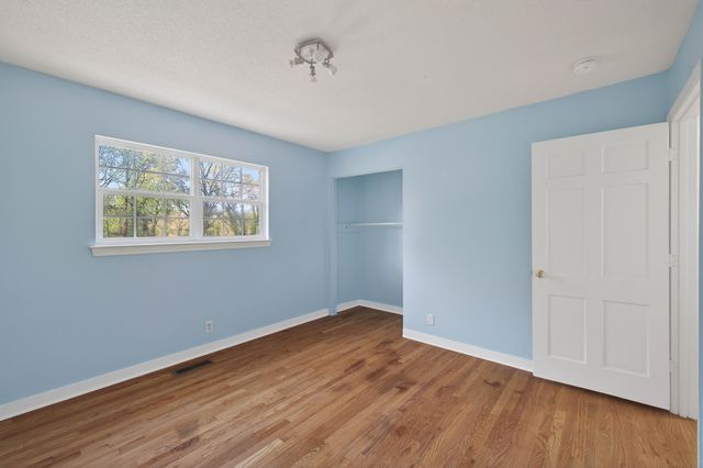 516 Briar Park Lane, Hixson, TN 37343