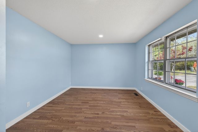 516 Briar Park Lane, Hixson, TN 37343