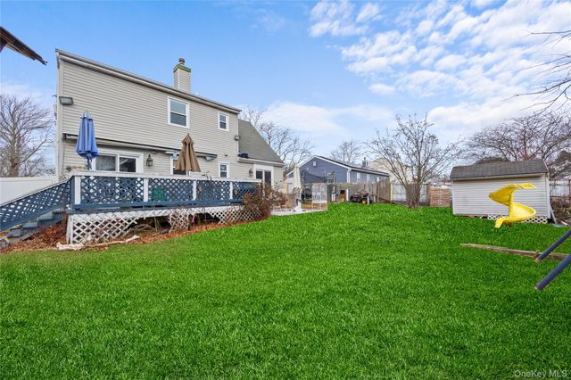 37 Okane Street, Central Islip, NY 11722