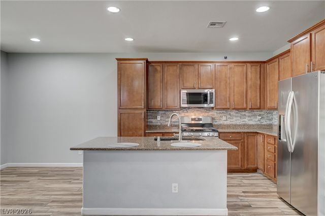 10365 Ironwood Pass Avenue, Las Vegas, NV 89166