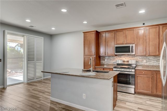 10365 Ironwood Pass Avenue, Las Vegas, NV 89166