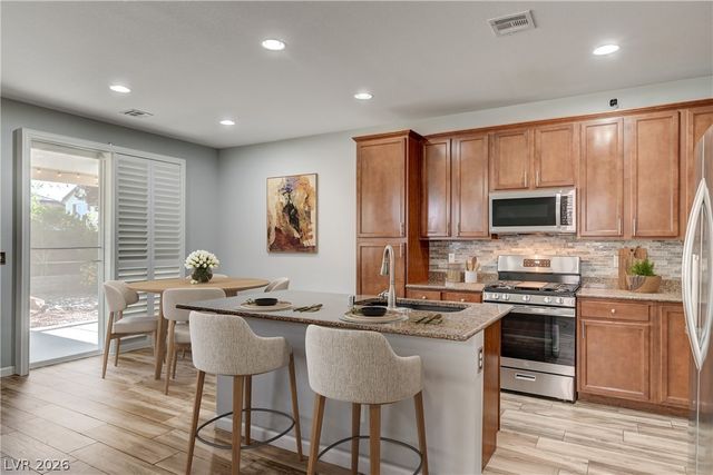 10365 Ironwood Pass Avenue, Las Vegas, NV 89166