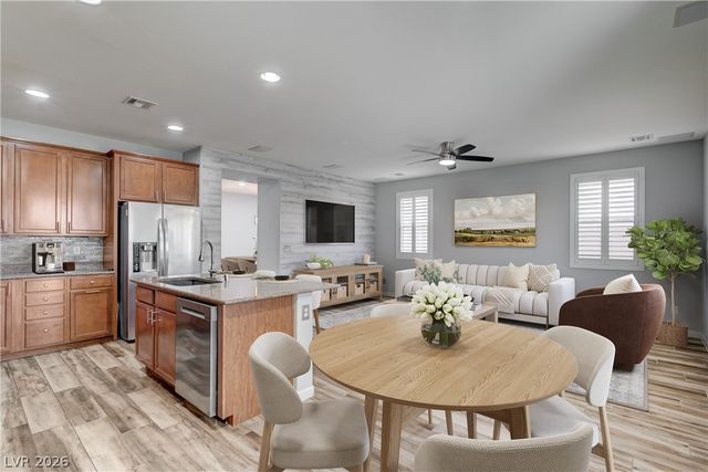 10365 Ironwood Pass Avenue, Las Vegas, NV 89166