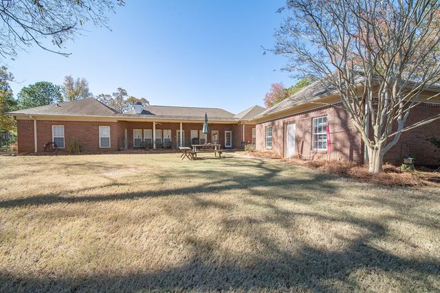 15 Village Parkway, Waverly Hall, GA 31831