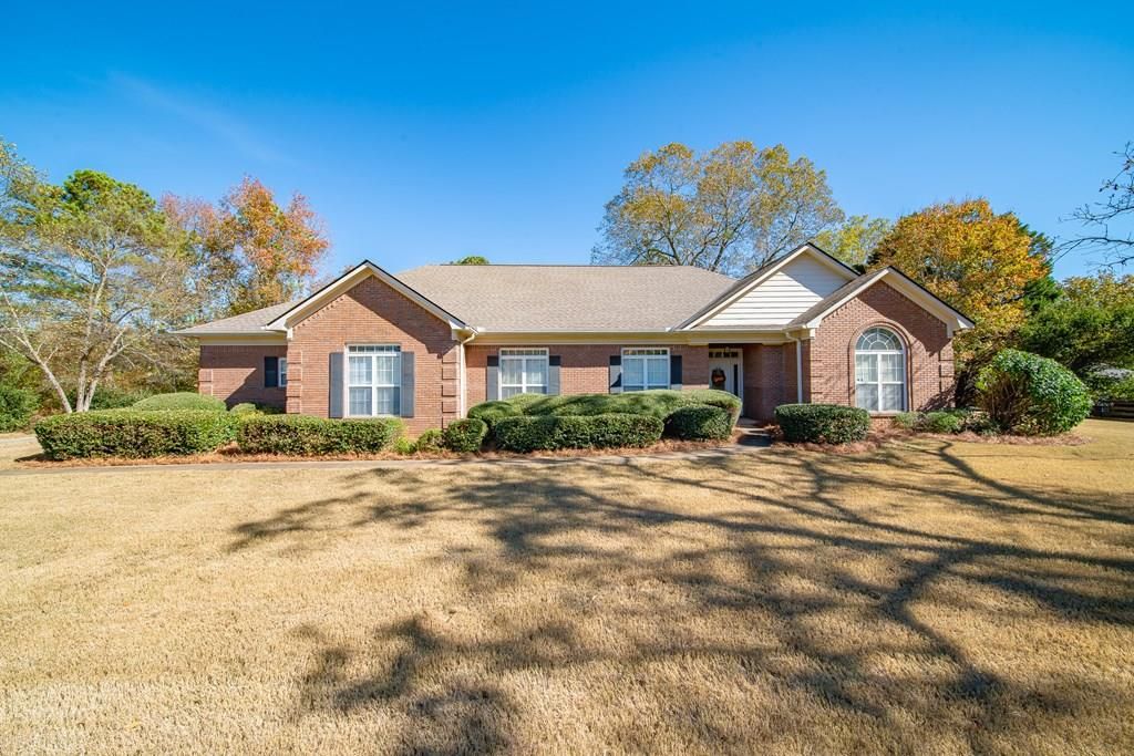 15 Village Parkway, Waverly Hall, GA 31831