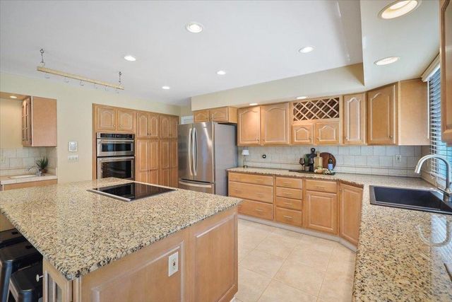 1728 E Rockwood Blvd, Spokane, WA 99203
