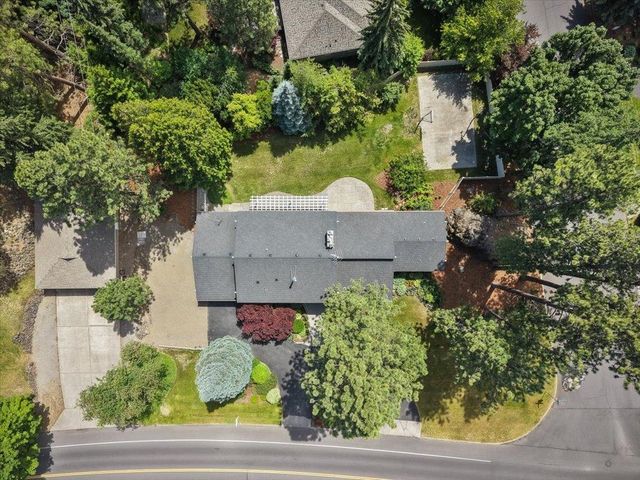 1728 E Rockwood Blvd, Spokane, WA 99203