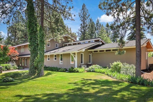 1728 E Rockwood Blvd, Spokane, WA 99203