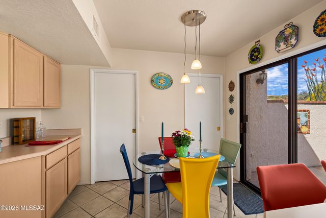 8490 N Lee Trevino Drive, Tucson, AZ 85742