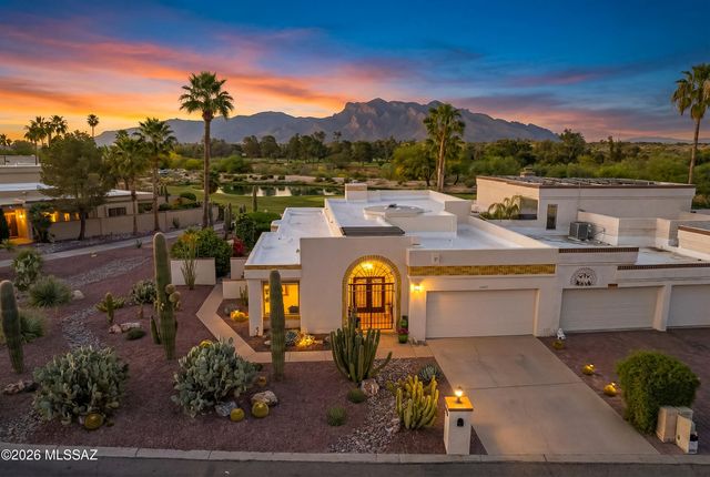 8490 N Lee Trevino Drive, Tucson, AZ 85742