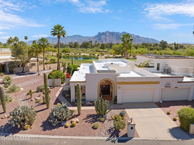 8490 N Lee Trevino Drive, Tucson, AZ 85742