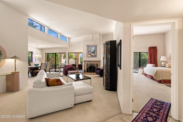 8490 N Lee Trevino Drive, Tucson, AZ 85742