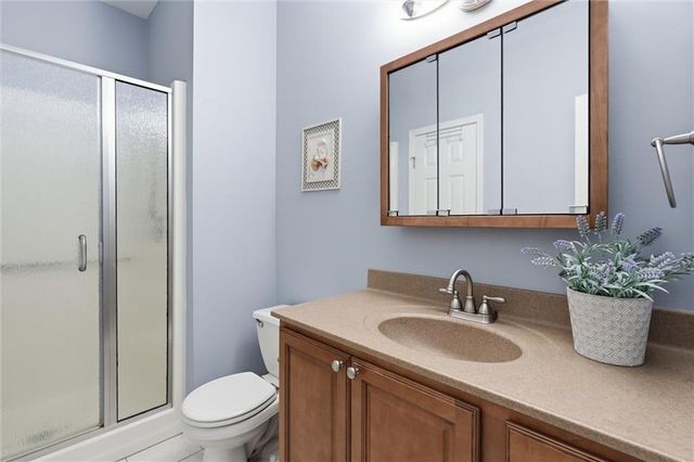 905 NE 100th Court, Kansas City, MO 64155