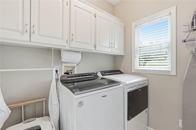 905 NE 100th Court, Kansas City, MO 64155