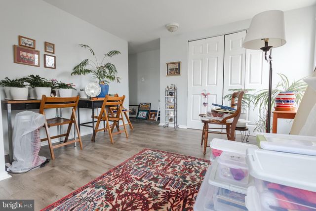 500 N MARSHALL ST, Ranson, WV 25438