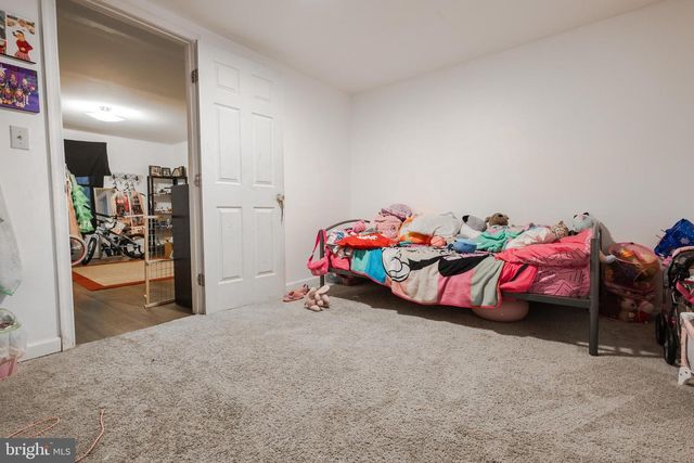 500 N MARSHALL ST, Ranson, WV 25438