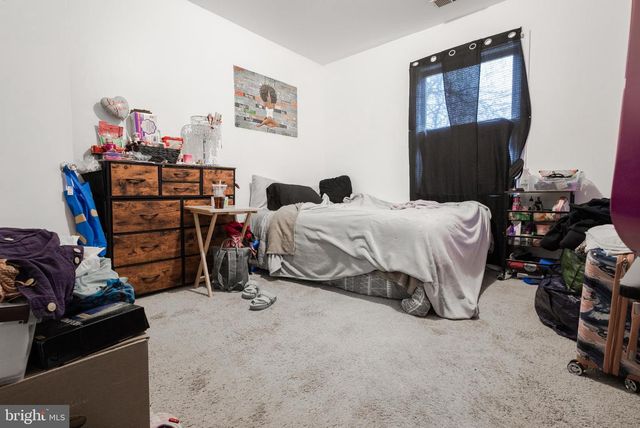 500 N MARSHALL ST, Ranson, WV 25438