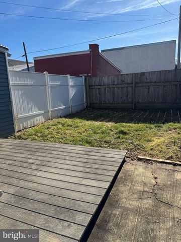 646 1ST ST, Lancaster, PA 17603