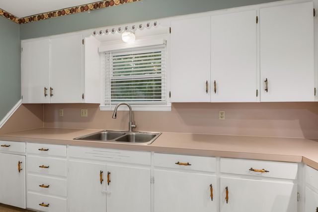837 S Estelle St., Wichita, KS 67211