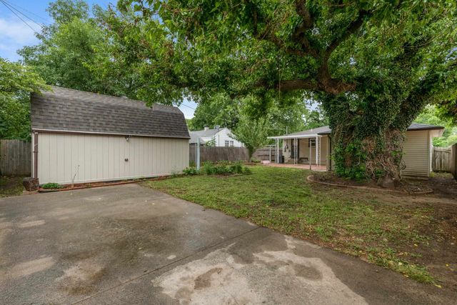 837 S Estelle St., Wichita, KS 67211