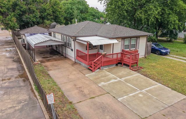 837 S Estelle St., Wichita, KS 67211