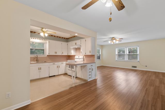 837 S Estelle St., Wichita, KS 67211