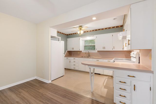 837 S Estelle St., Wichita, KS 67211