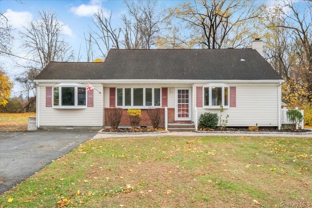 889 Fox Meadow Road, Yorktown Heights, NY 10598