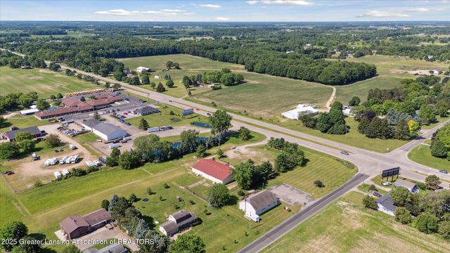 4145 S Us 27, St. Johns, MI 48879