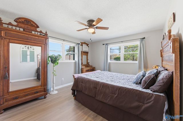 602 Barkley Street SW, Hartselle, AL 35640