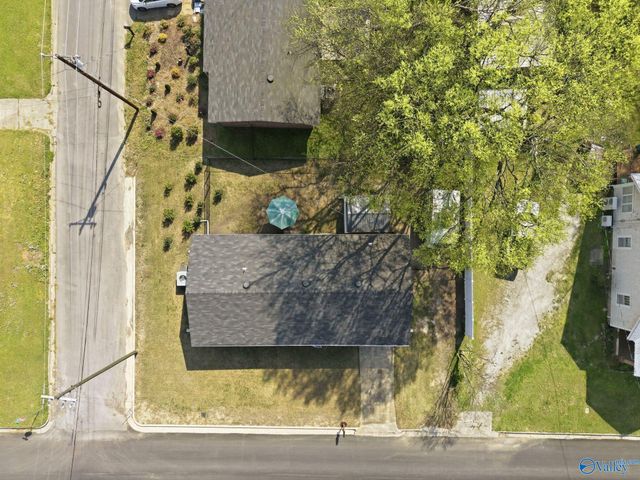 602 Barkley Street SW, Hartselle, AL 35640