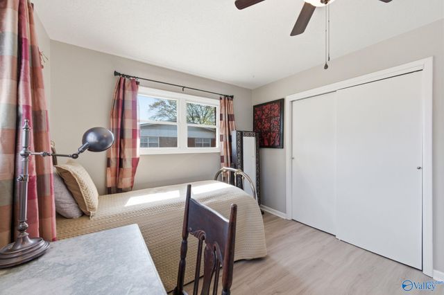 602 Barkley Street SW, Hartselle, AL 35640