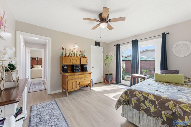 602 Barkley Street SW, Hartselle, AL 35640