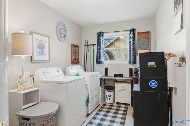 602 Barkley Street SW, Hartselle, AL 35640