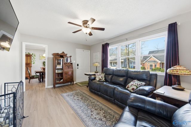 602 Barkley Street SW, Hartselle, AL 35640